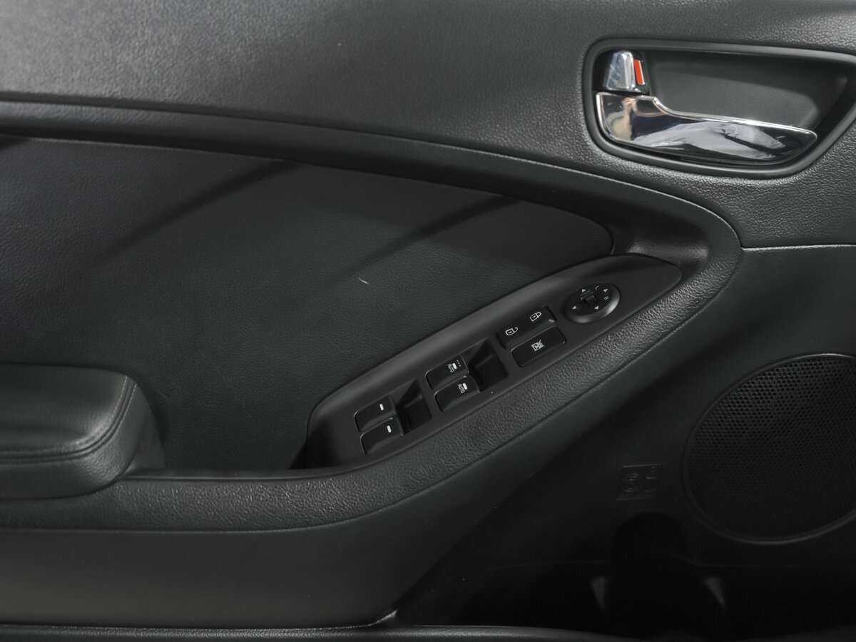 Kia Cerato, 2014 Фото №9