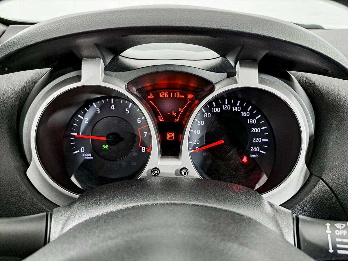 Nissan Juke, 2013 Фото №11