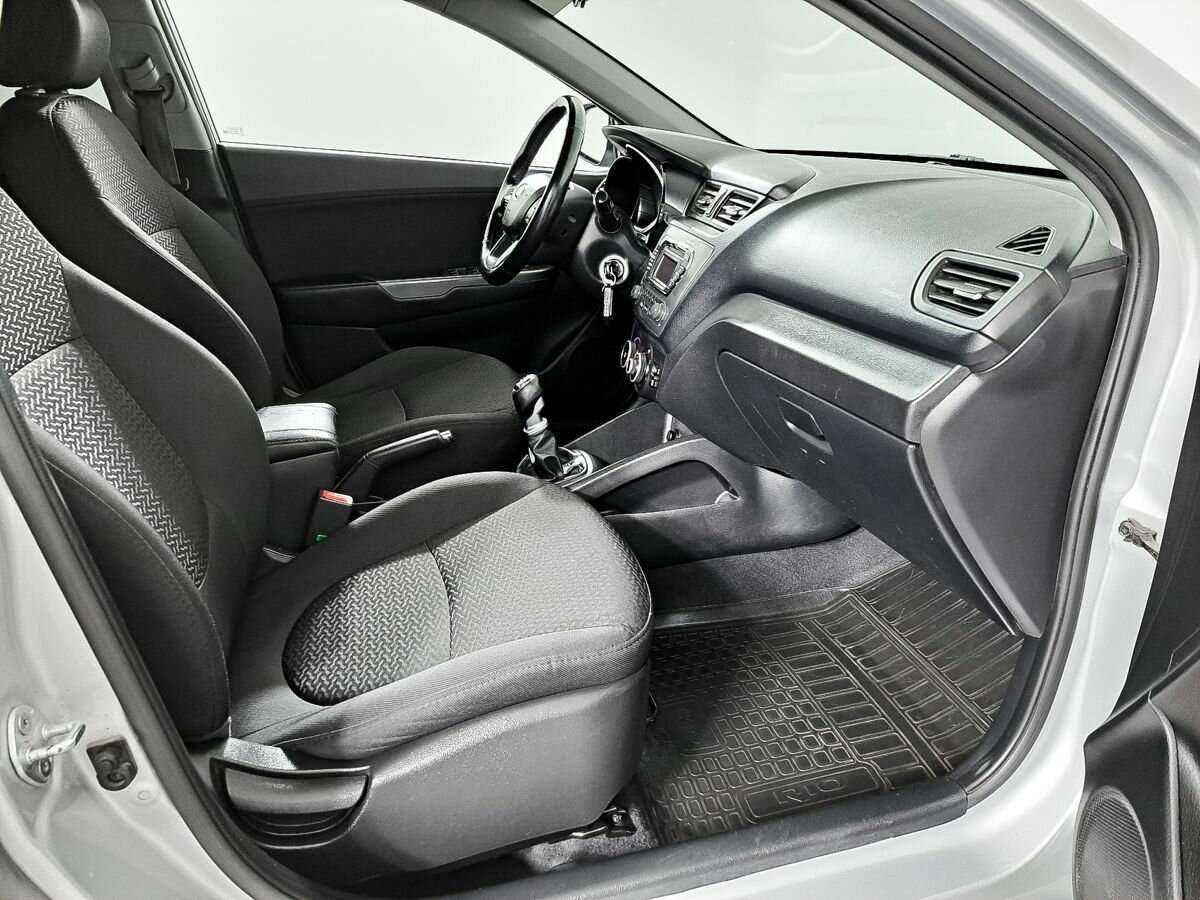 Kia Rio 6-speed, 2015 Фото №8