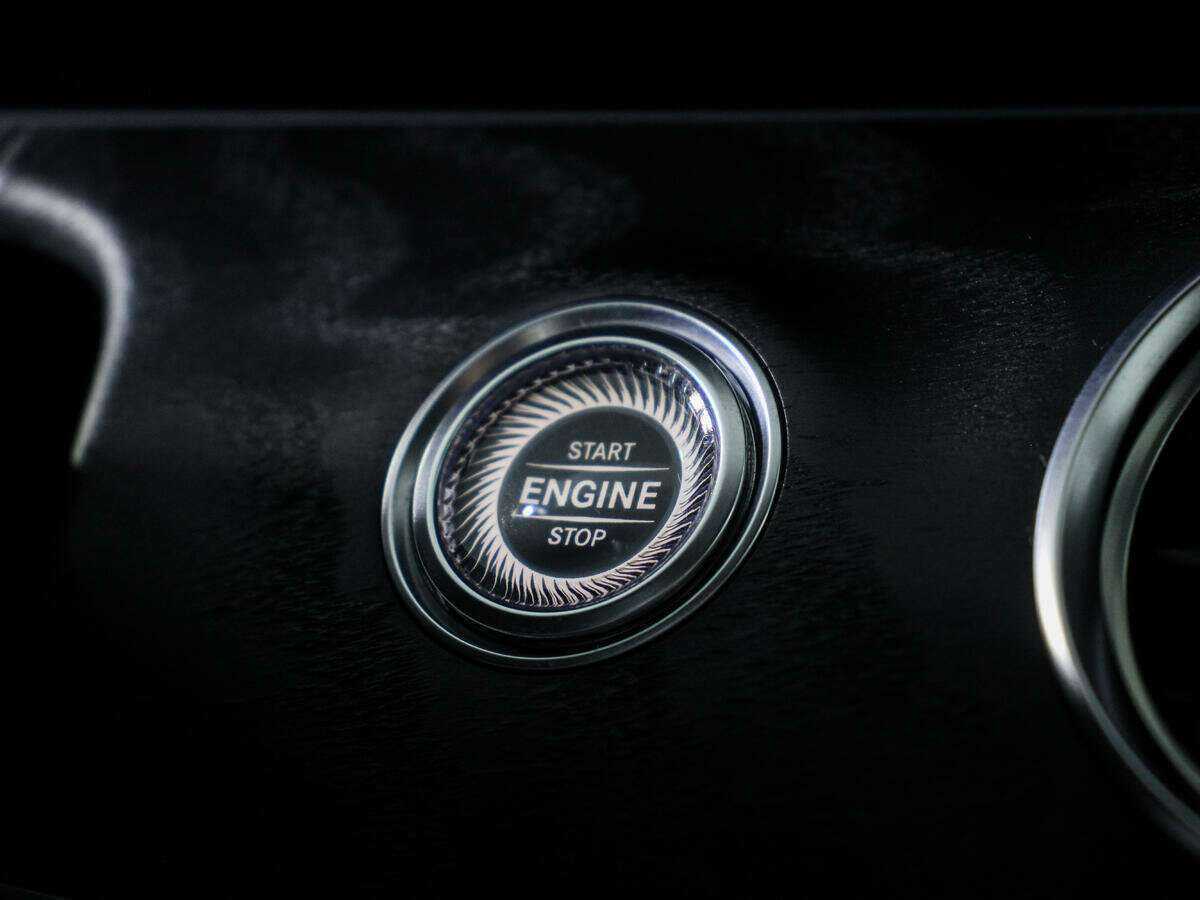 Mercedes-Benz E-Класс 200, 2017 Фото №17