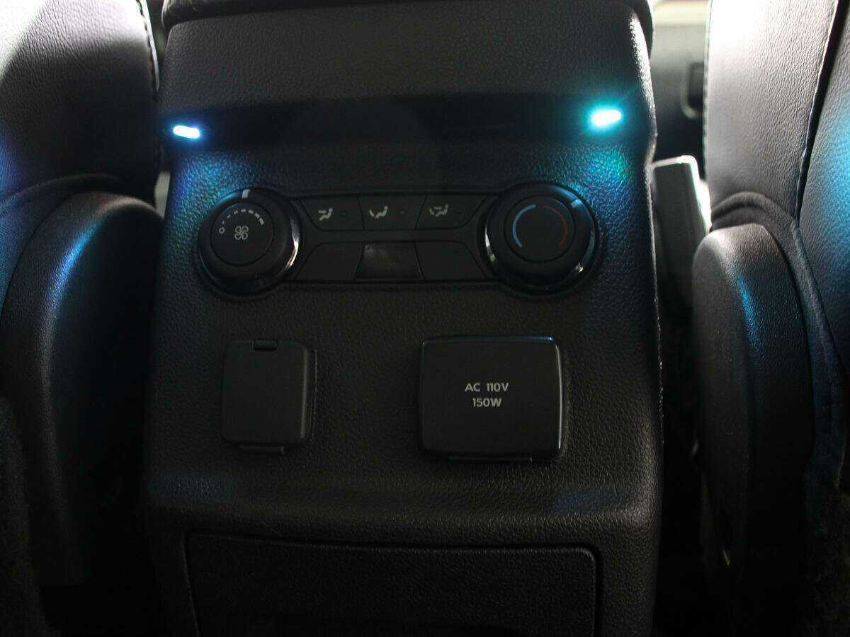 Ford Explorer Sport, 2013 Фото №14