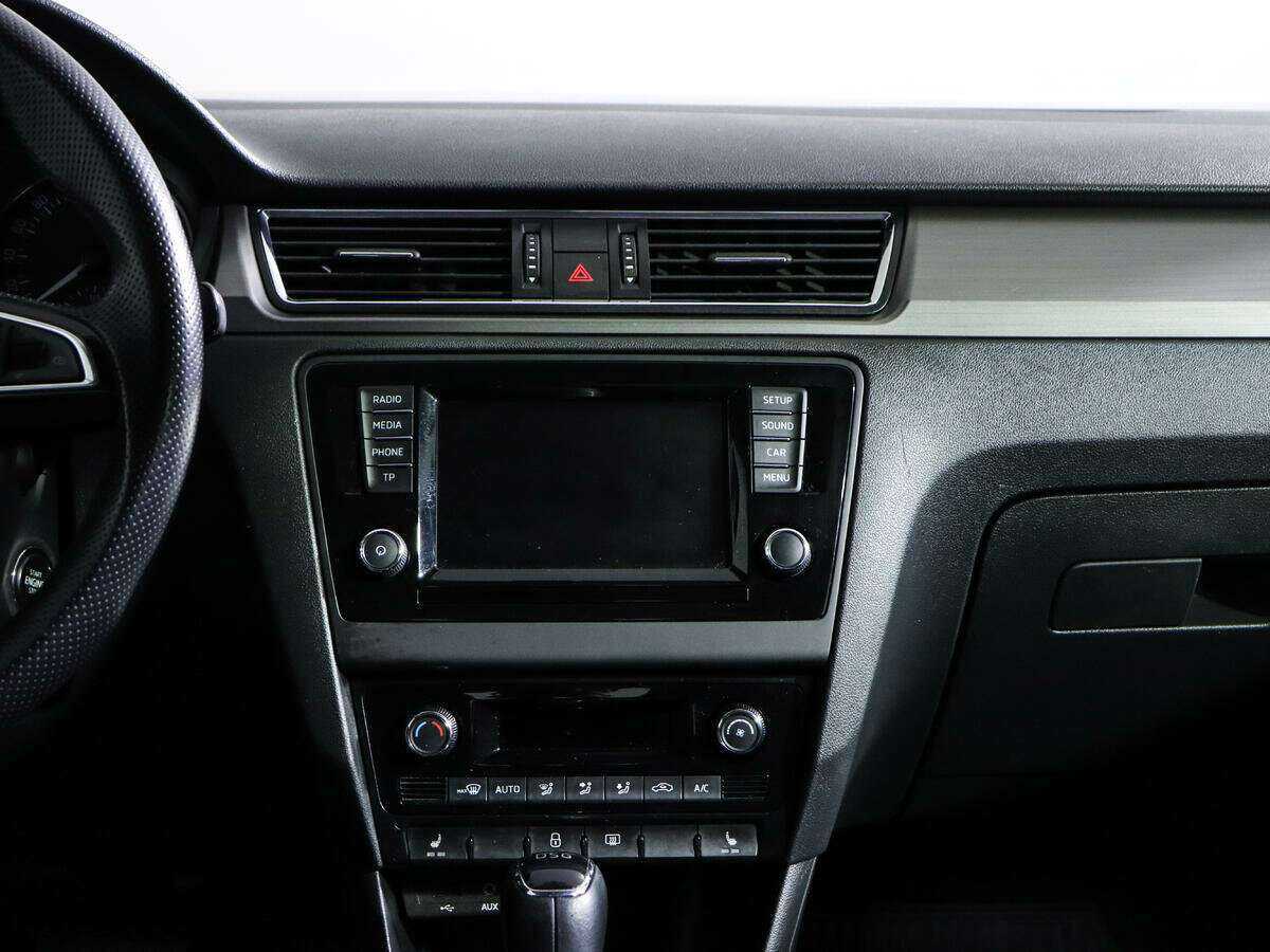 Skoda Rapid, 2016 Фото №11