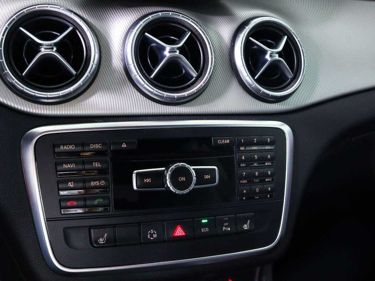 Mercedes-Benz CLA 250, 2014 Фото №16