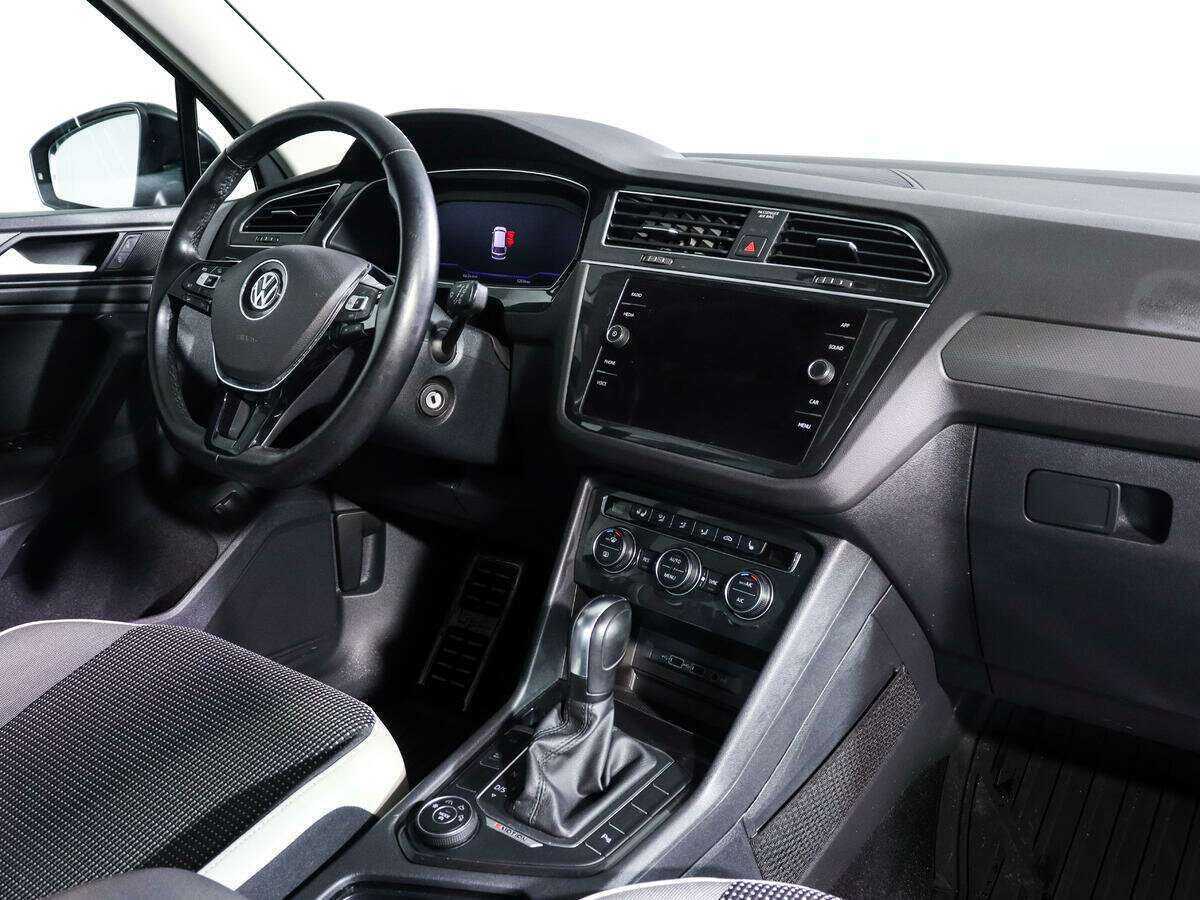 Volkswagen Tiguan, 2020 - 52 031 км. | Фото №7