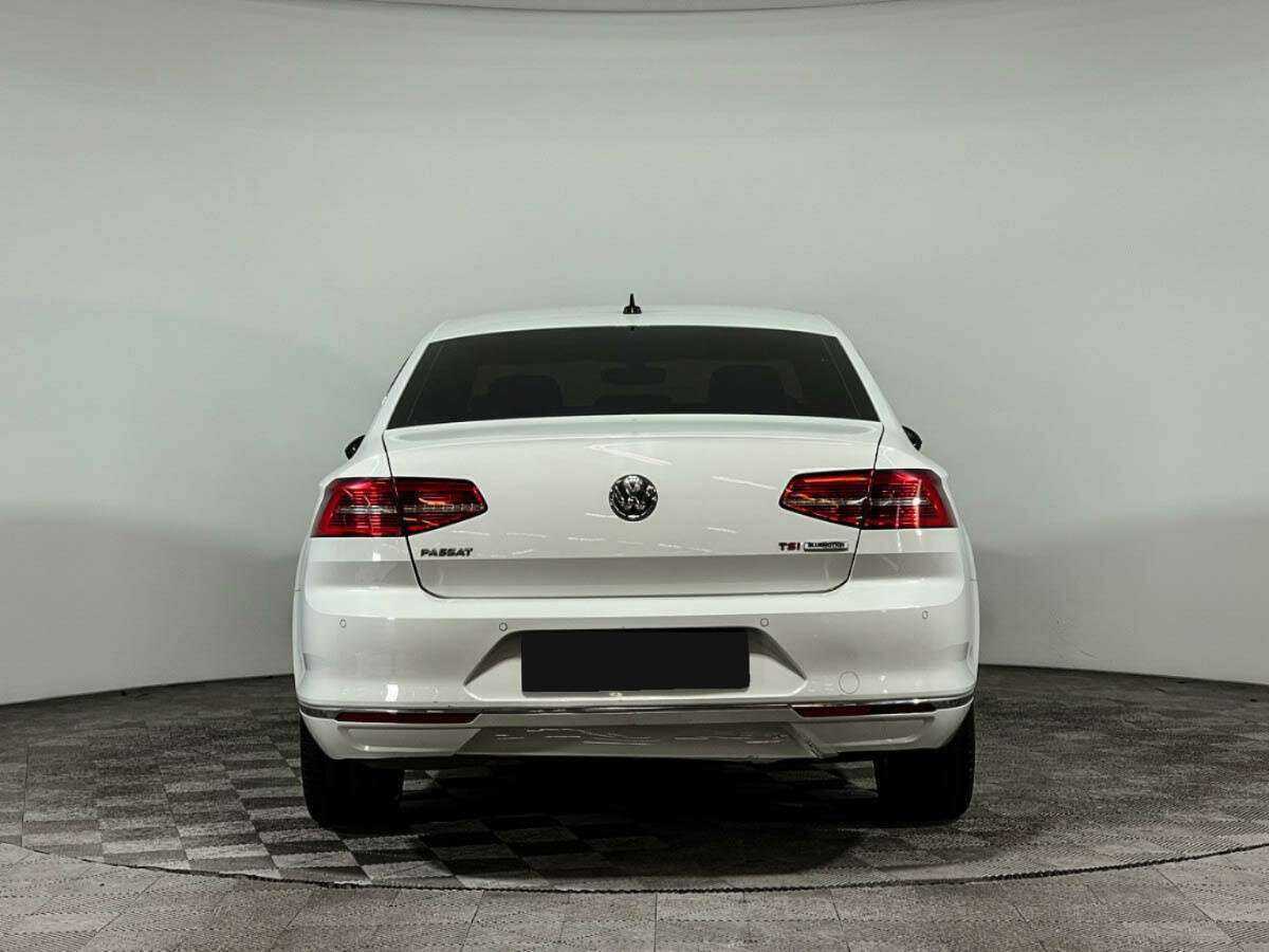Volkswagen Passat, 2017 - 106 250 км. | Фото №6