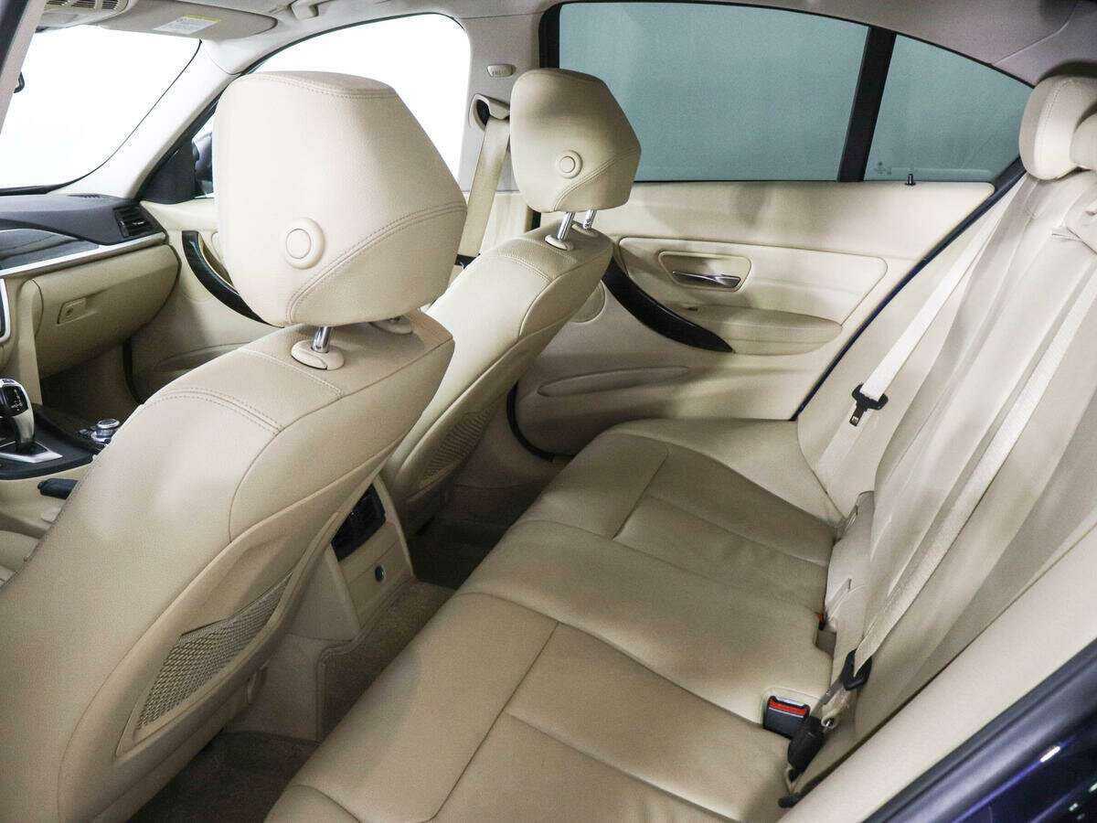 BMW 3 серии 328i, 2012 Фото №9