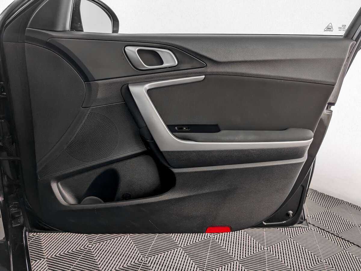 Kia Ceed, 2020 Фото №20