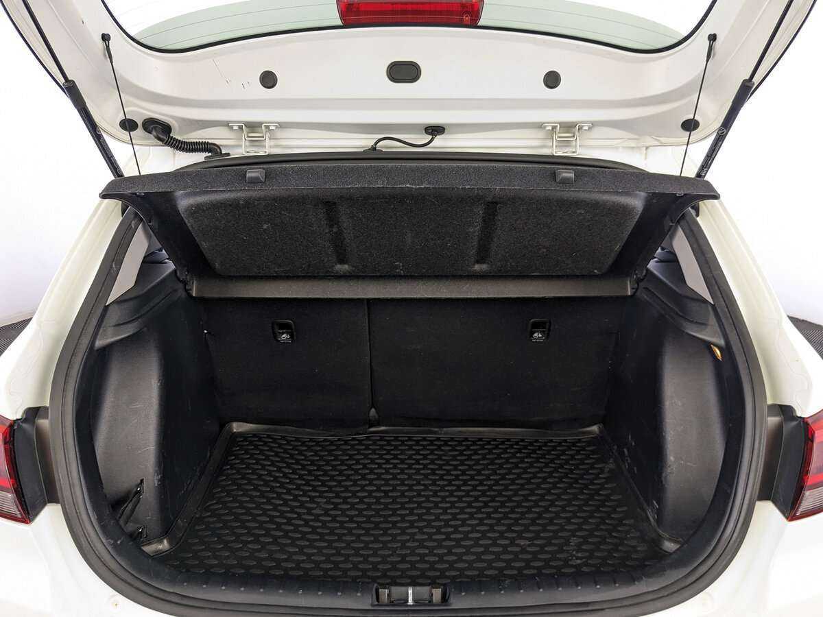 Kia Rio X-Line, 2019 Фото №10