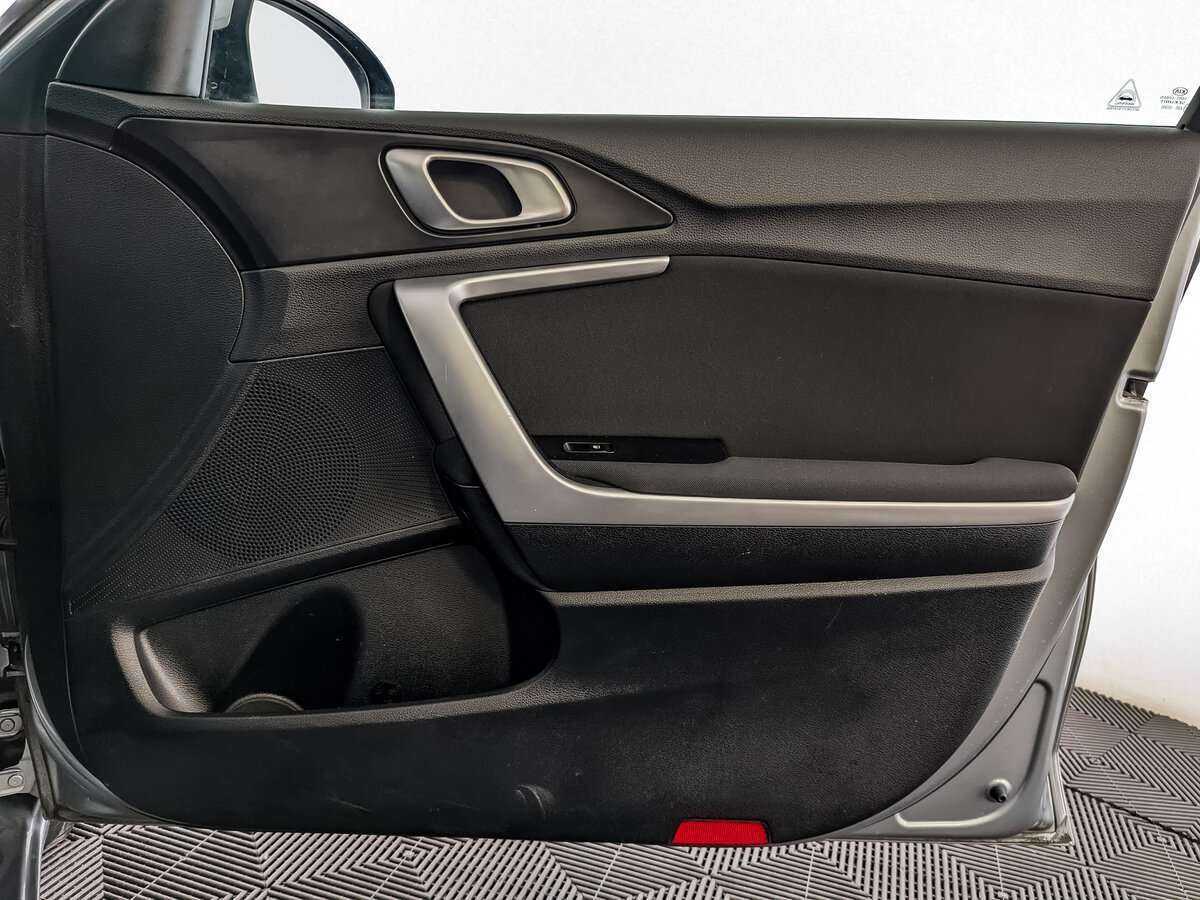 Kia Ceed, 2019 Фото №20