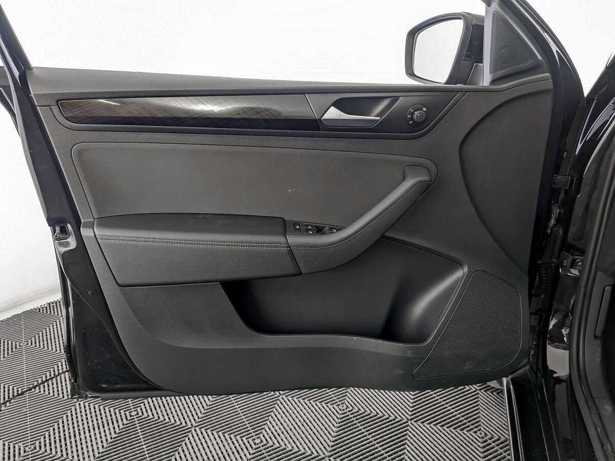 Volkswagen Polo, 2022 Фото №15