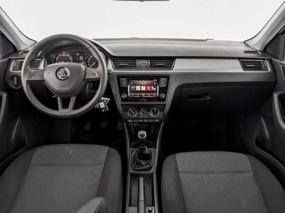 Skoda Rapid, 2017 Фото №12
