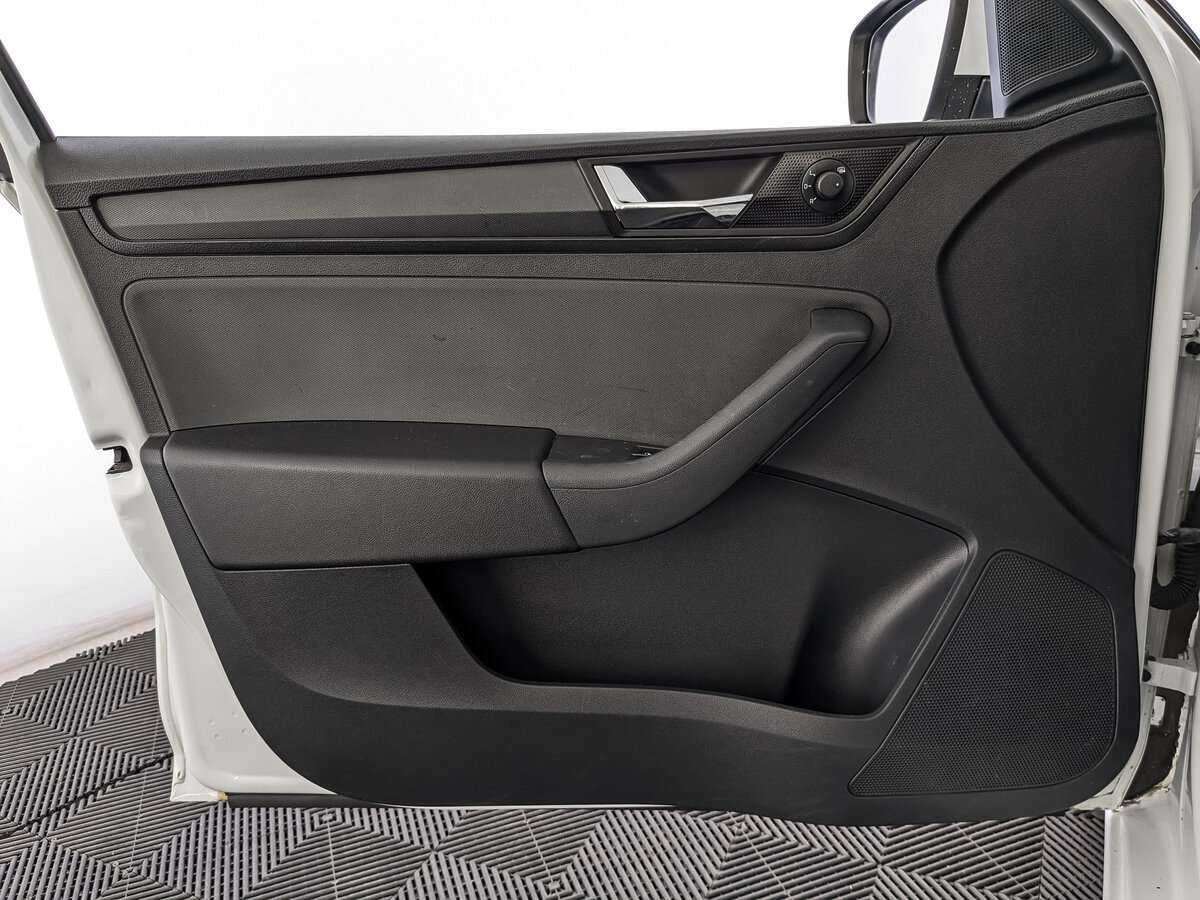Skoda Rapid, 2018 Фото №15