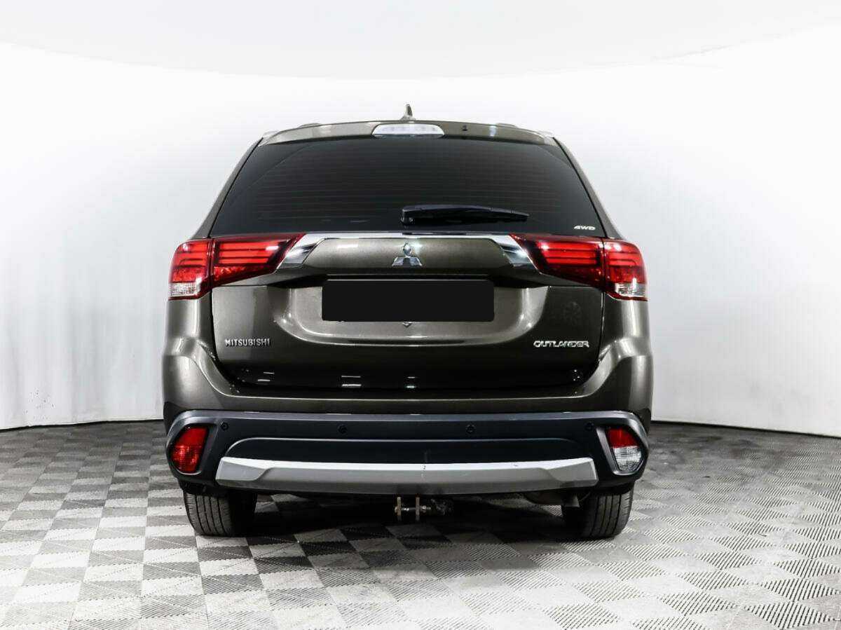 Mitsubishi Outlander, 2018 Фото №6