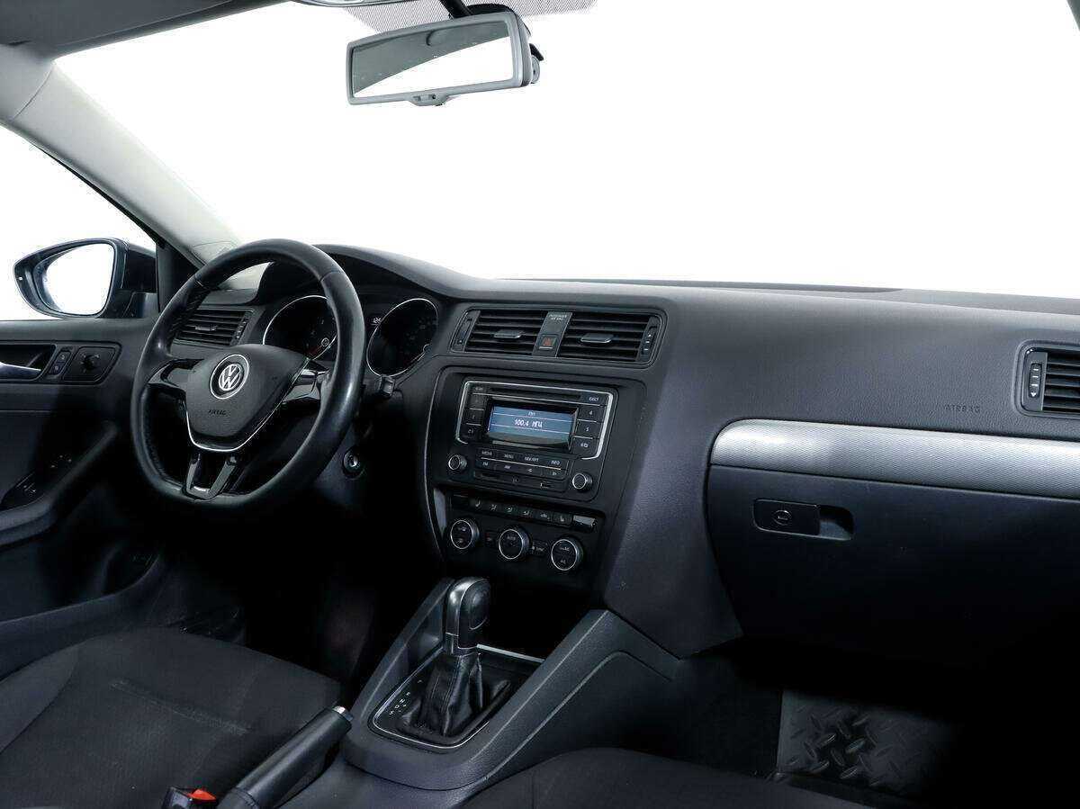 Volkswagen Jetta, 2015 Фото №9