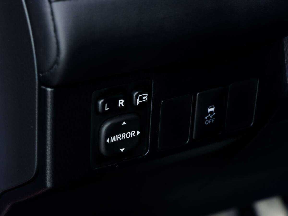 Toyota RAV4, 2015 Фото №14