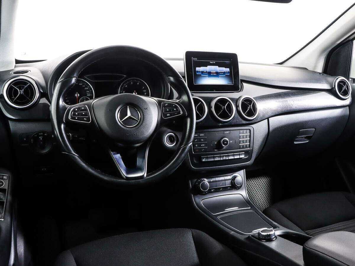 Mercedes-Benz B-Класс 180, 2015 Фото №11