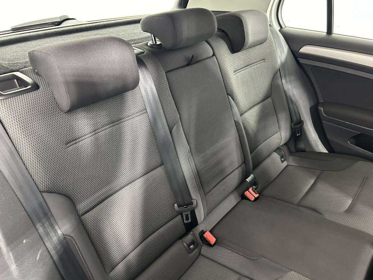 Volkswagen Golf, 2015 Фото №15