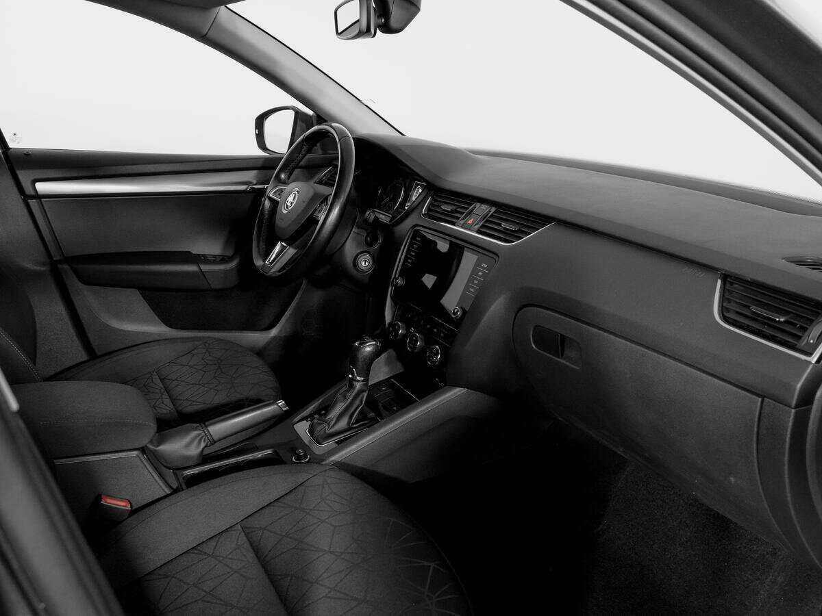 Skoda Octavia, 2018 Фото №9