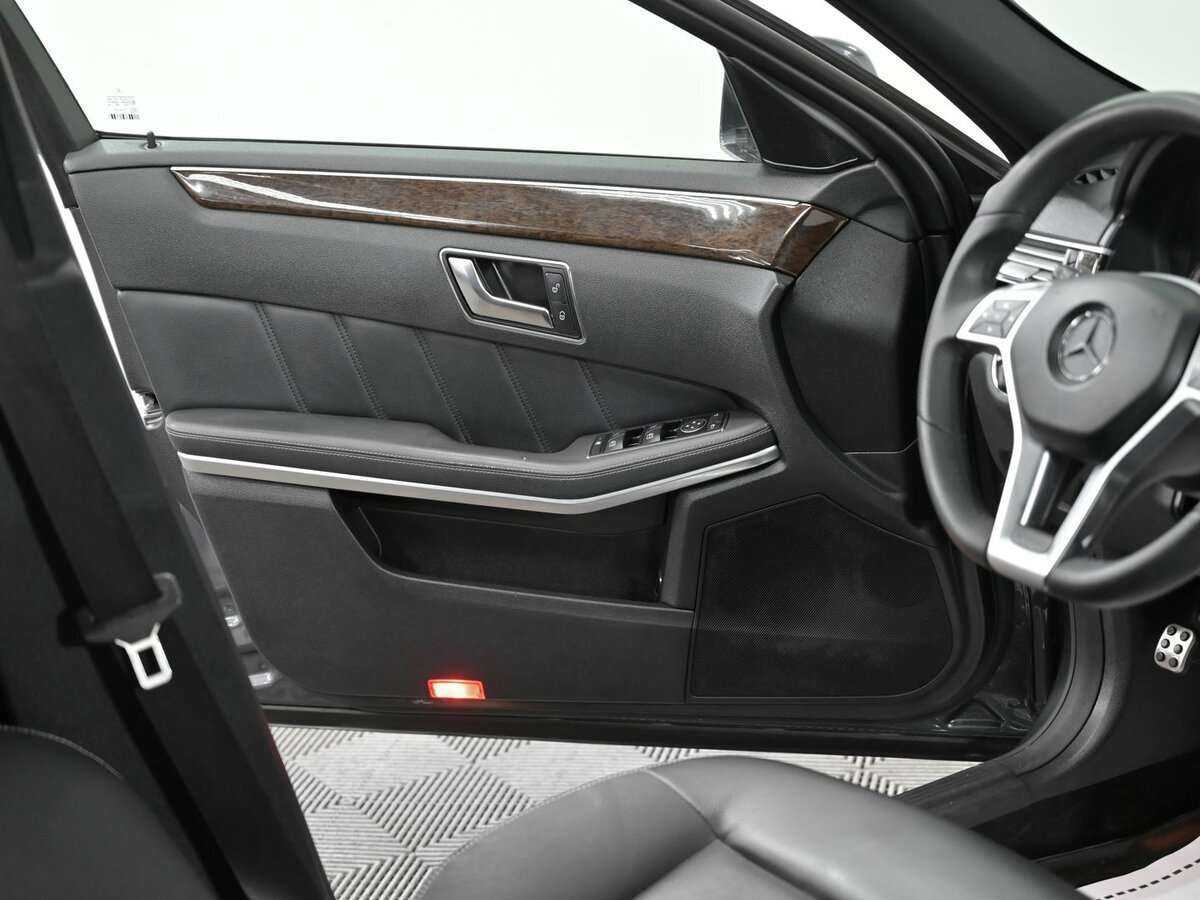 Mercedes-Benz E-Класс 200 7G-Tronic, 2012 Фото №11
