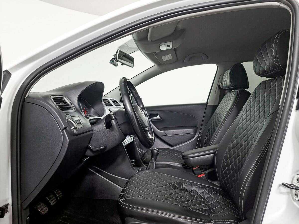 Volkswagen Polo, 2016 Фото №14