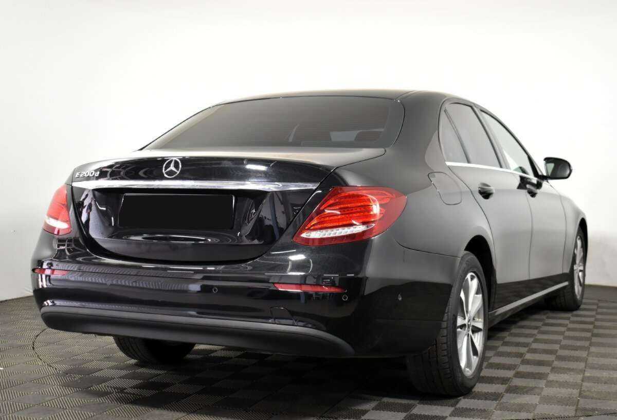 Mercedes-Benz E-Класс 200 d, 2018 - 97 000 км. | Фото №4