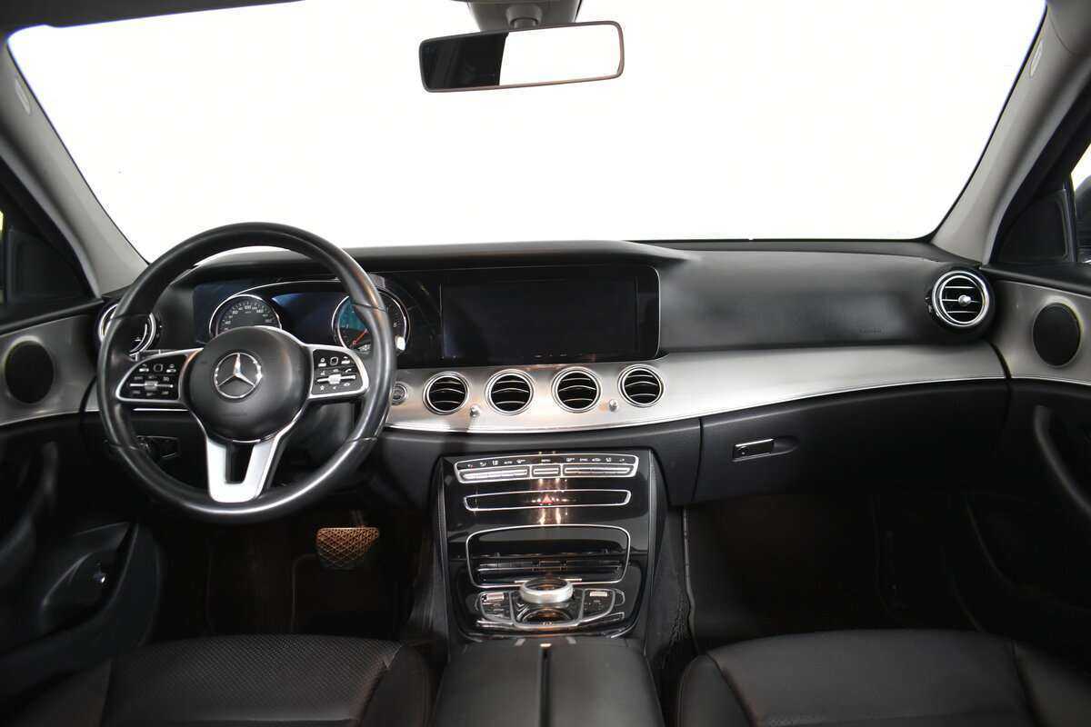 Mercedes-Benz E-Класс 200 d, 2018 Фото №13