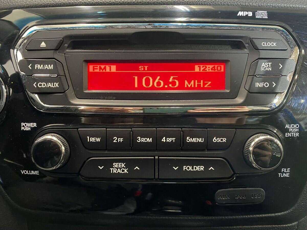 Kia Rio, 2013 Фото №13