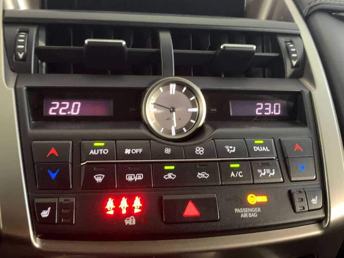 Lexus NX 200, 2014 Фото №16