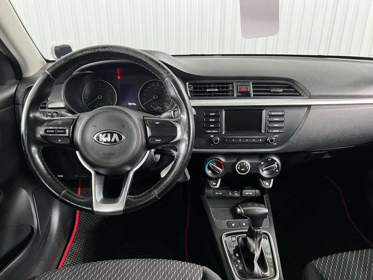 Kia Rio, 2018 Фото №11