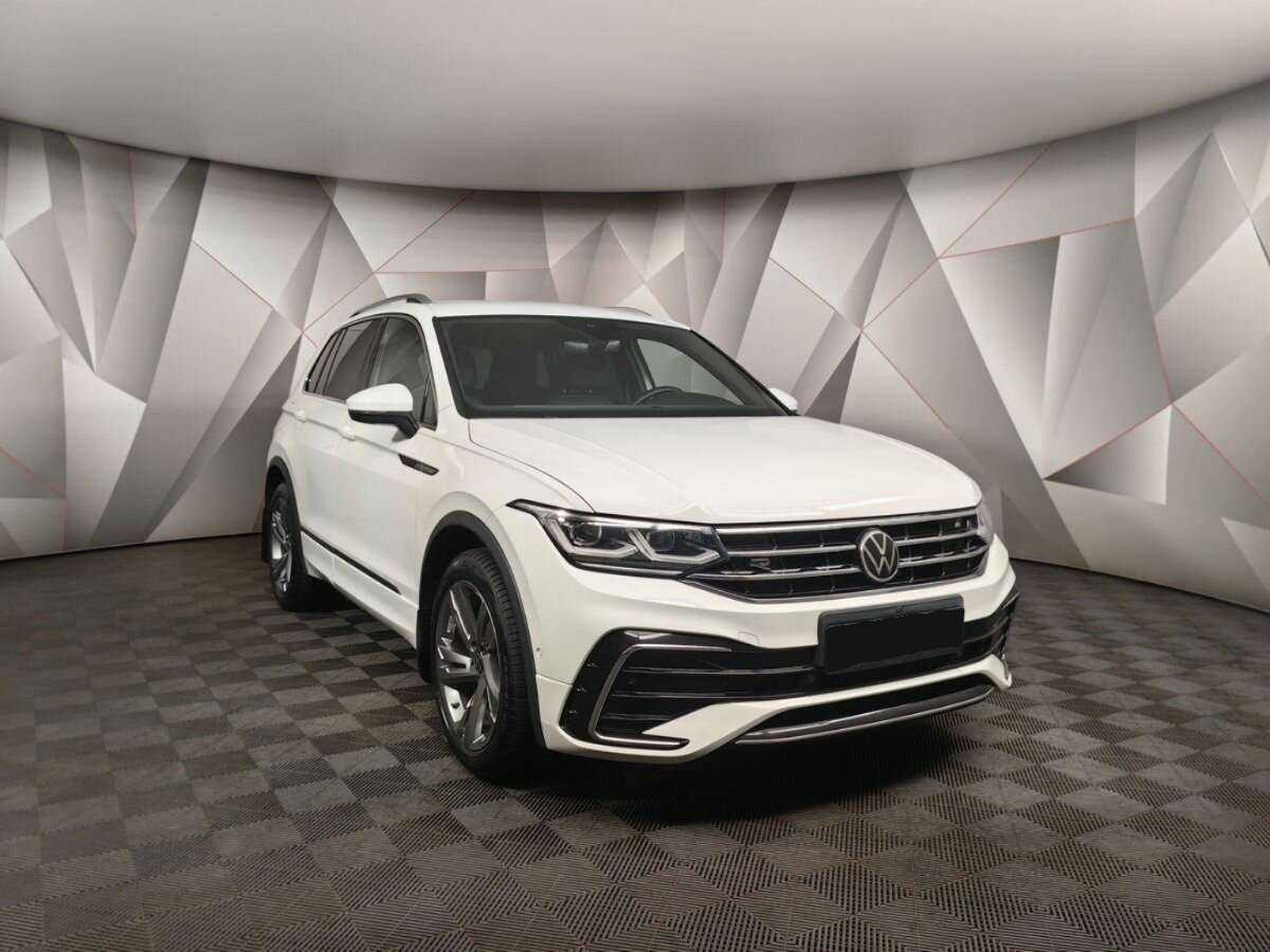 Volkswagen Tiguan, 2021 - 48 962 км. | Фото №3