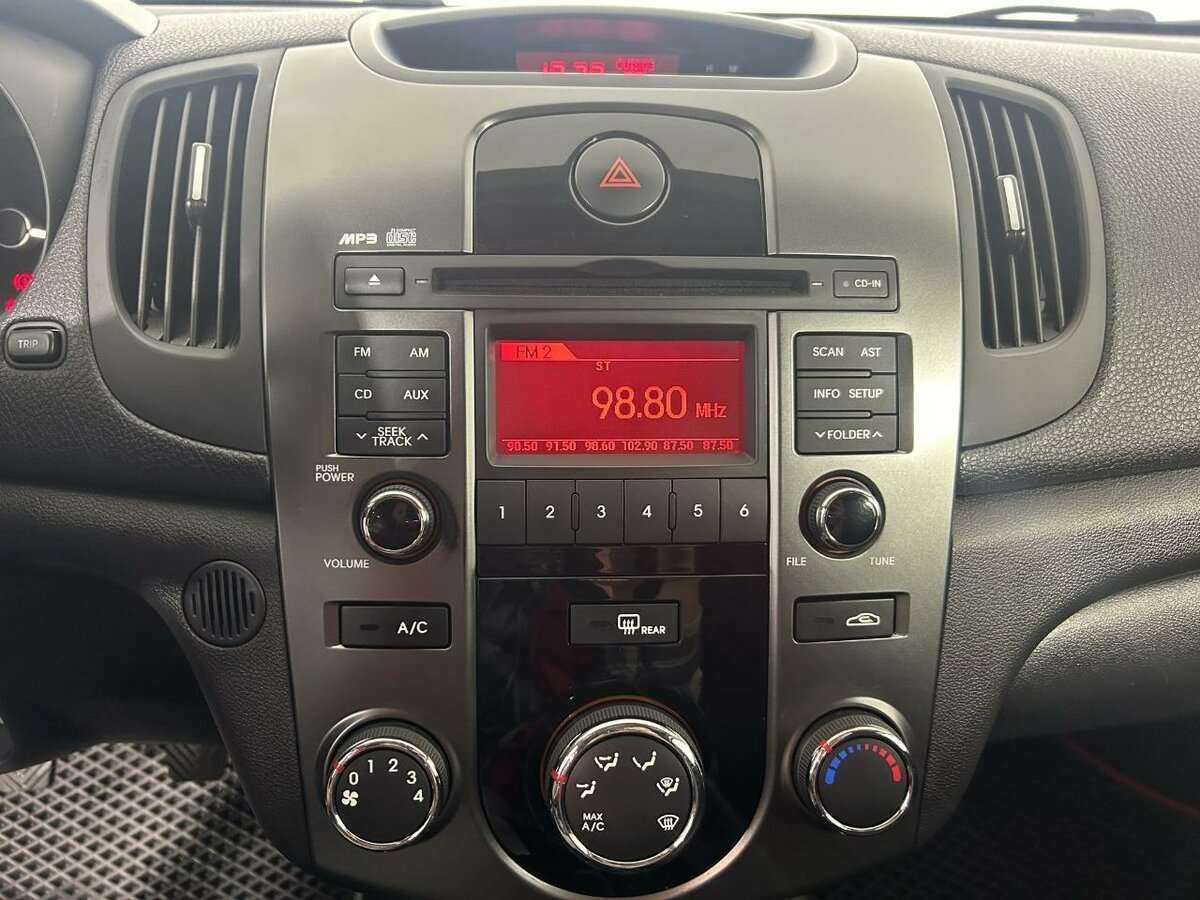 Kia Cerato 6-speed, 2013 Фото №10