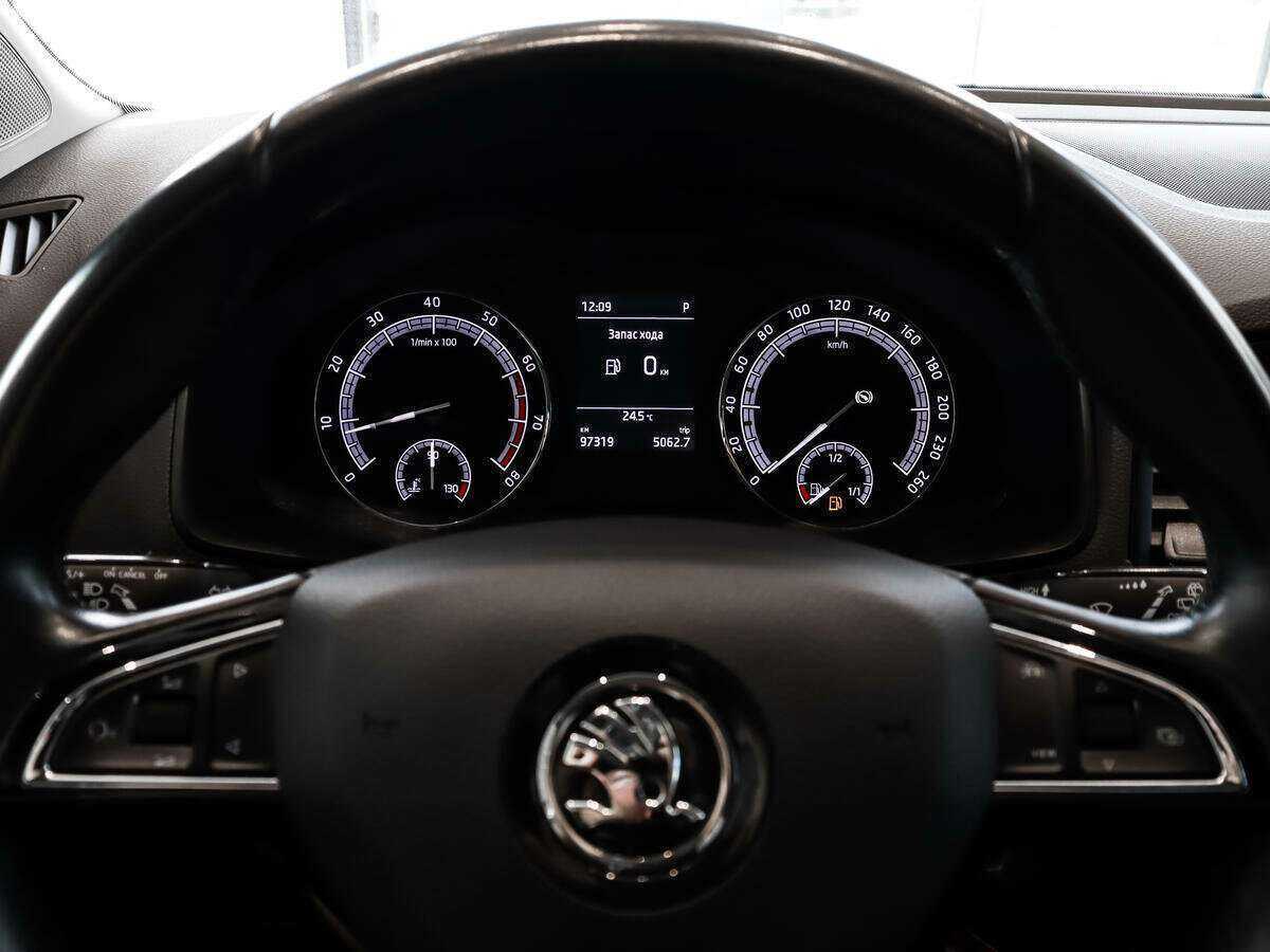 Skoda Karoq, 2020 Фото №15