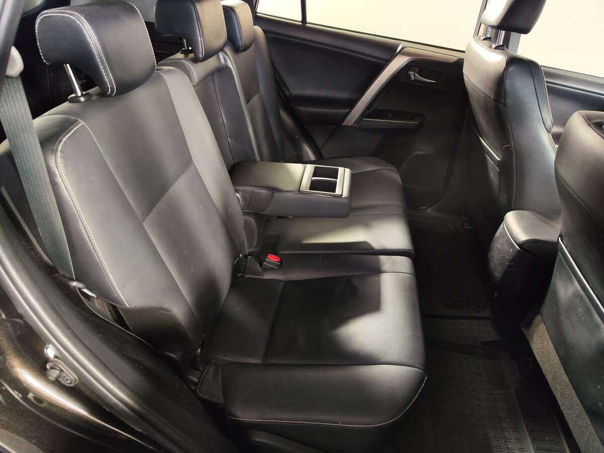 Toyota RAV4, 2015 Фото №9