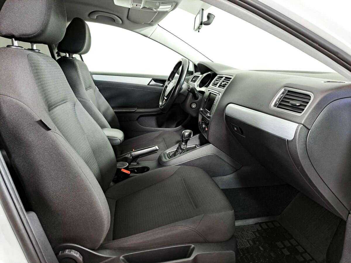 Volkswagen Jetta, 2017 Фото №6