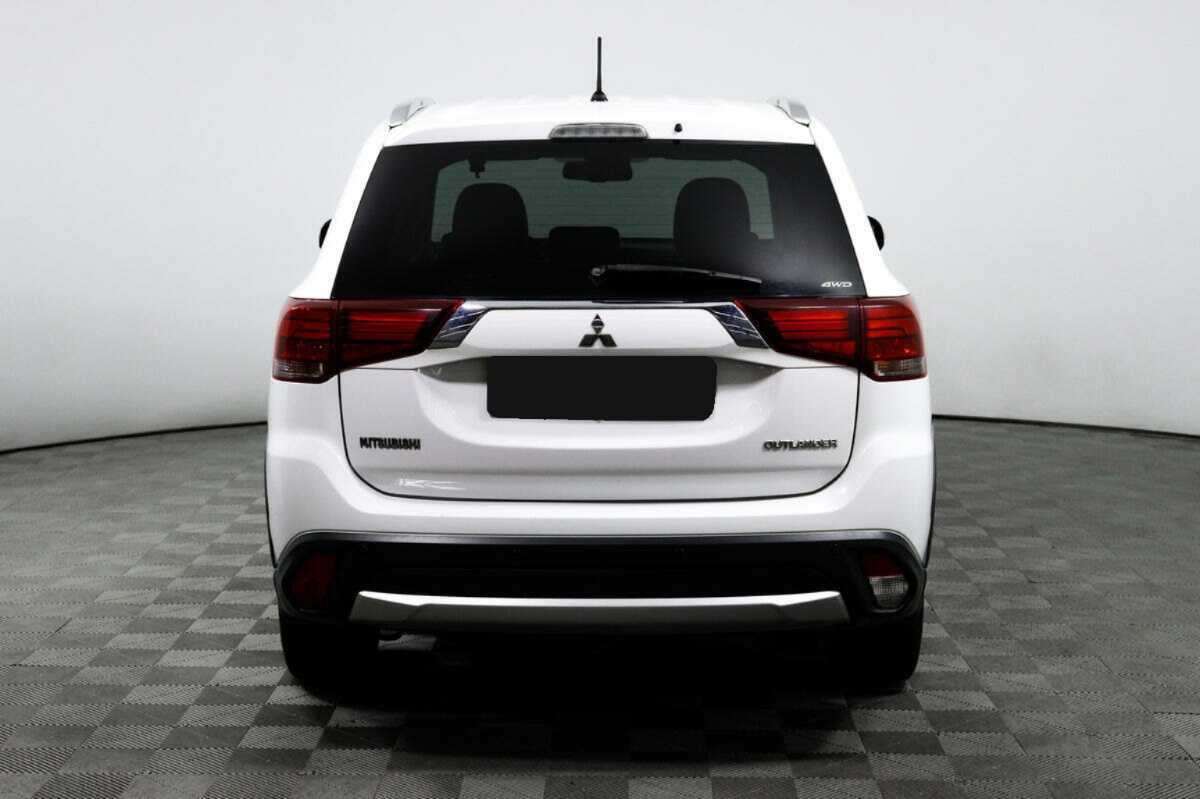 Mitsubishi Outlander, 2016 - 129 680 км. | Фото №6