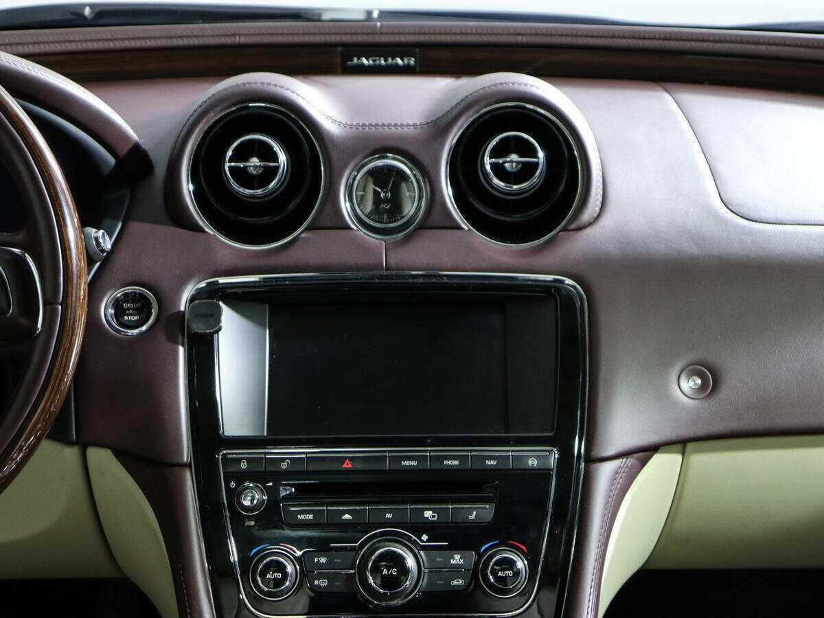 Jaguar XJ Long, 2014 Фото №11