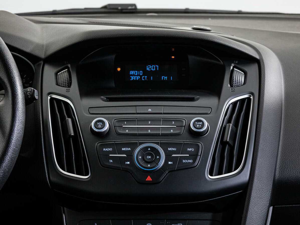 Ford Focus, 2017 Фото №14