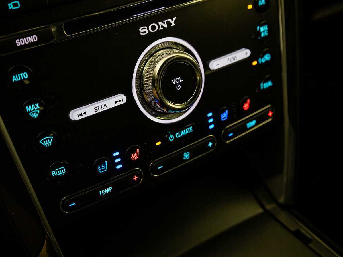 Ford Explorer, 2018 Фото №15