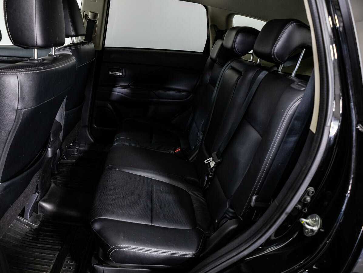 Mitsubishi Outlander, 2015 - 45 169 км. | Фото №8