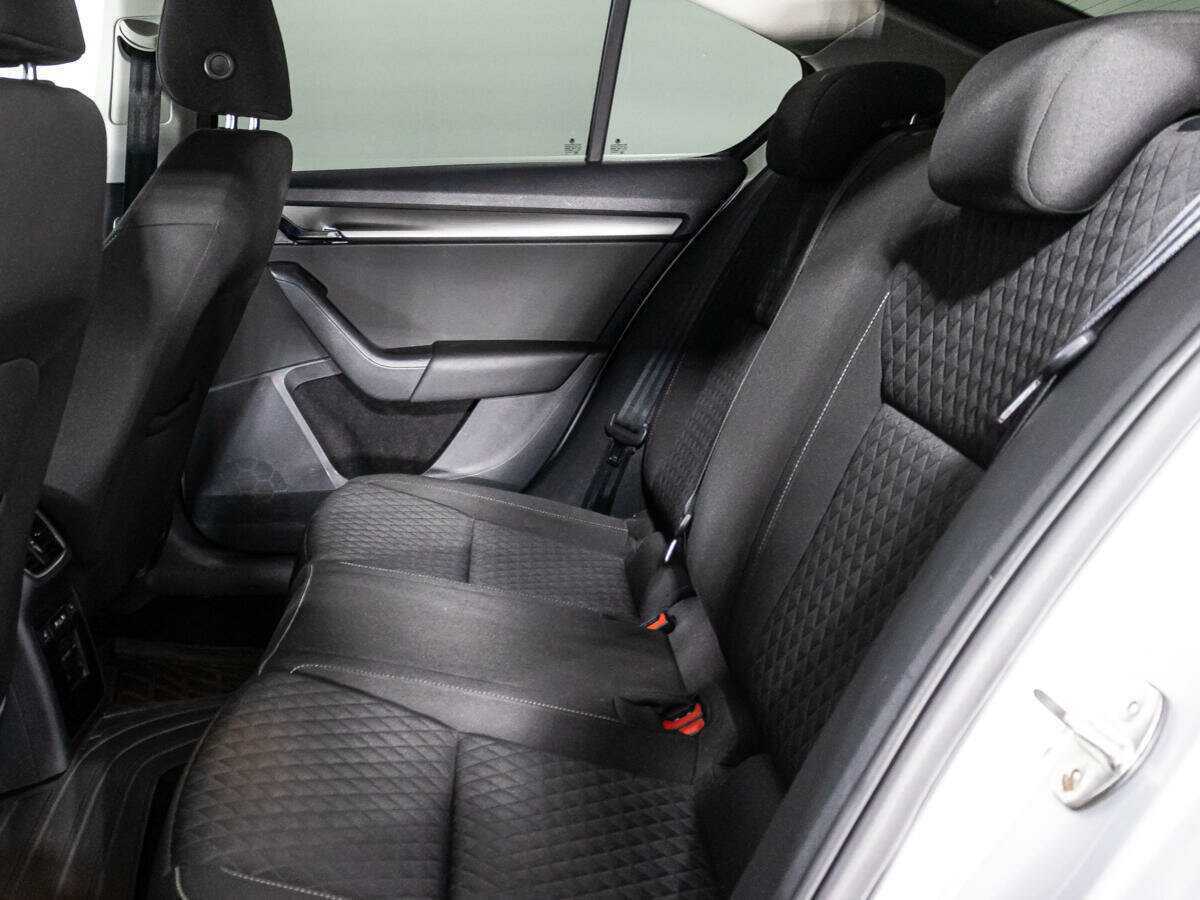 Skoda Octavia, 2018 Фото №10