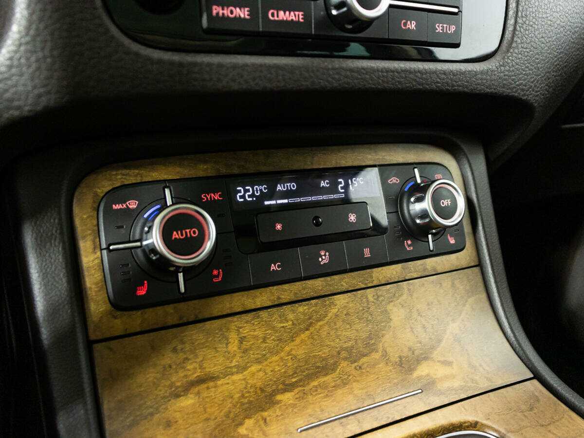 Volkswagen Touareg, 2013 Фото №17