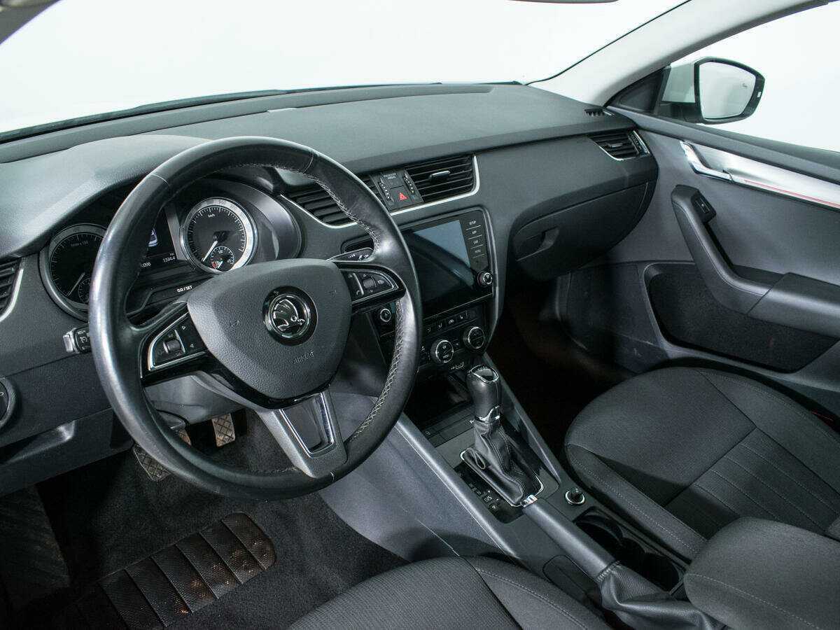 Skoda Octavia, 2018 Фото №13