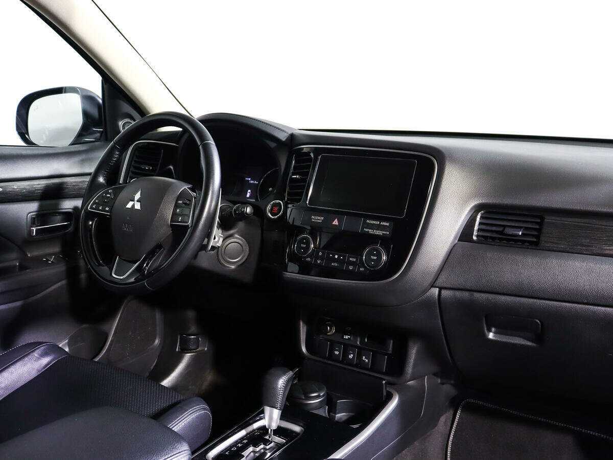 Mitsubishi Outlander, 2017 - 100 458 км. | Фото №7