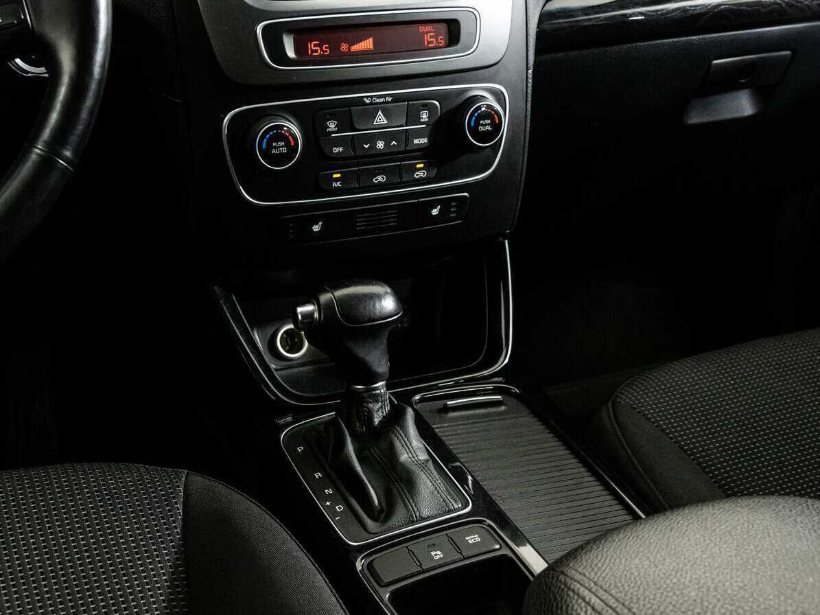 Kia Sorento, 2019 Фото №14