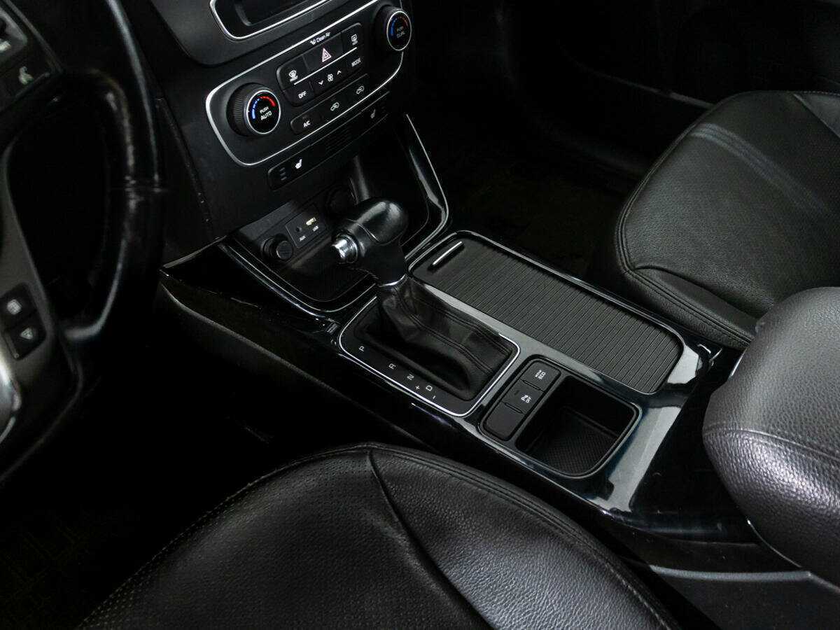 Kia Sorento, 2019 Фото №18