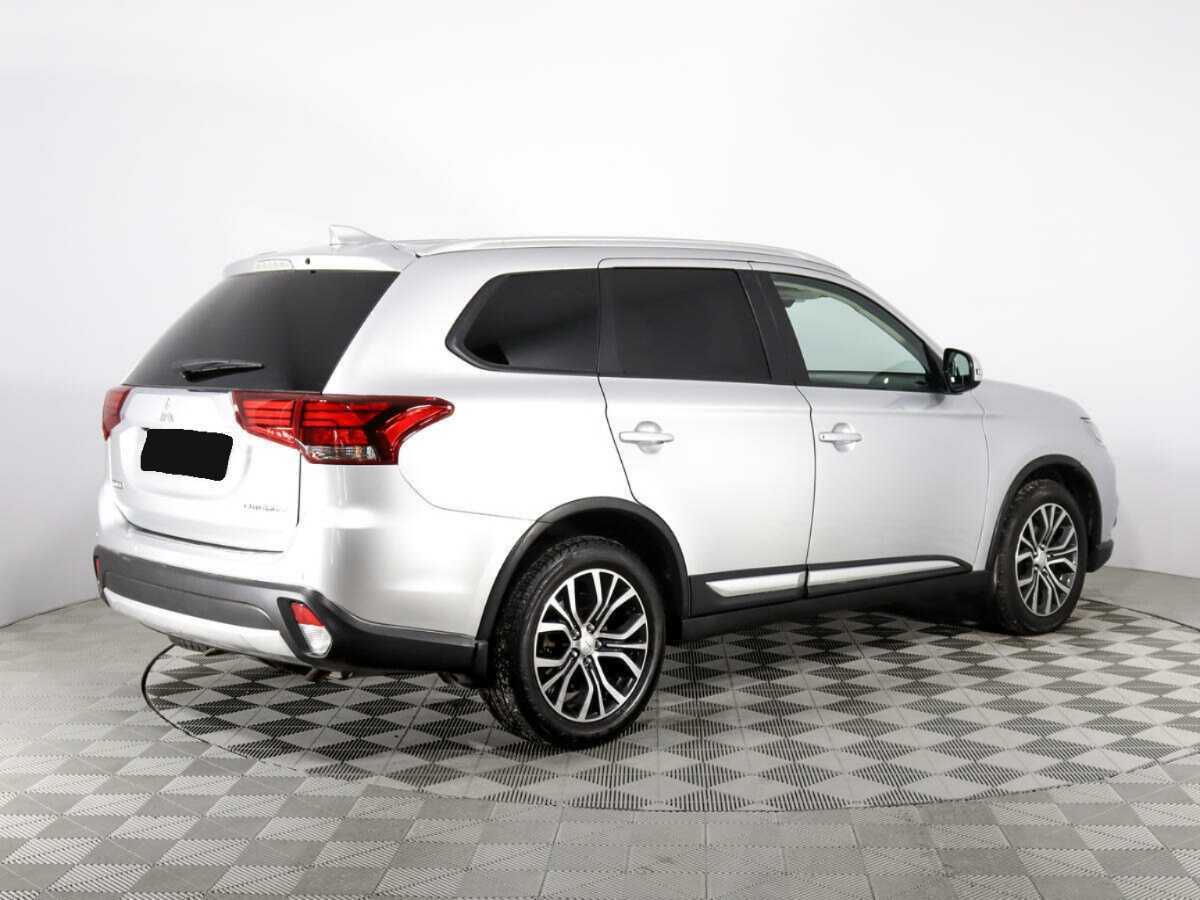 Mitsubishi Outlander, 2017 - 153 940 км. | Фото №8