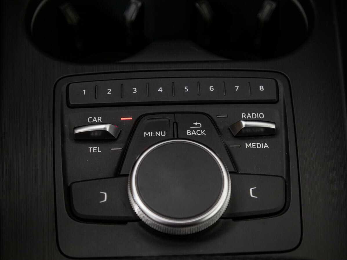 Audi A4, 2019 Фото №15