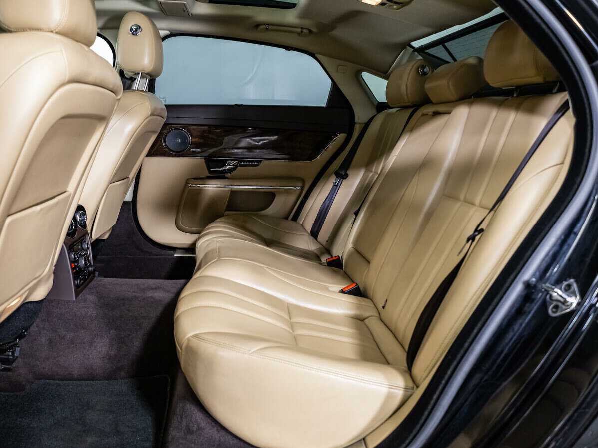 Jaguar XJ Long, 2013 Фото №10
