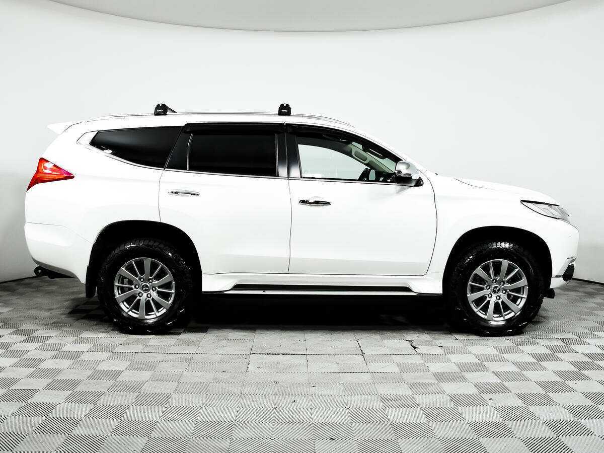 Mitsubishi Pajero Sport, 2019 - 166 943 км. | Фото №4