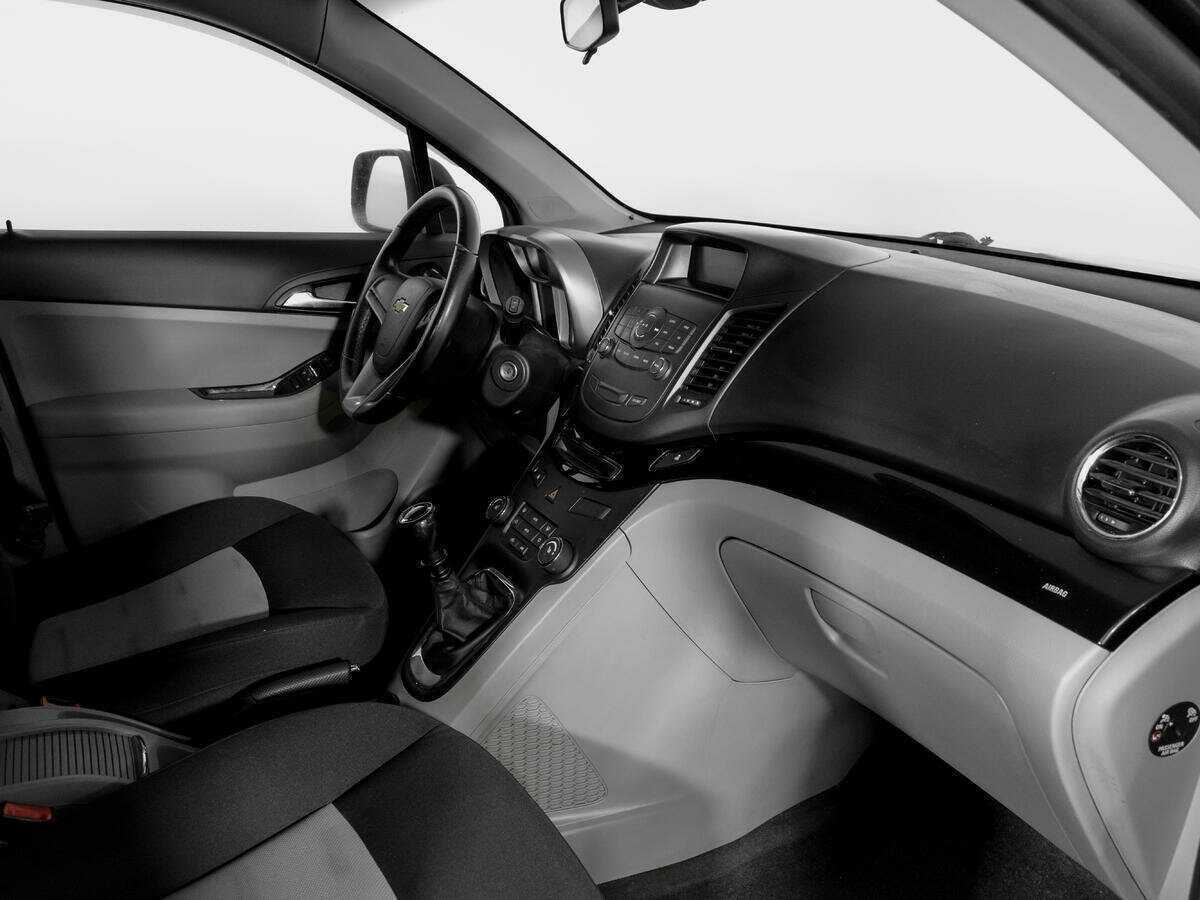 Chevrolet Orlando, 2014 Фото №9